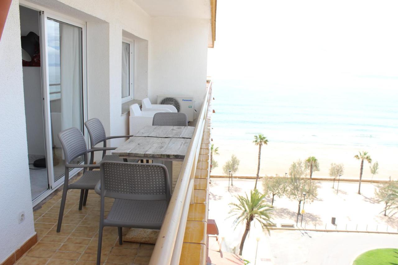 Beautiful Apartment In Front Of Beach, Pool, View Roses Dış mekan fotoğraf